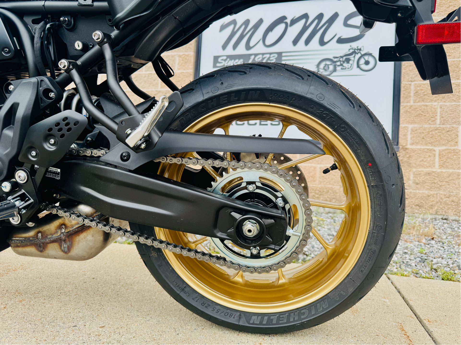 2025 Yamaha XSR700 in Manchester, New Hampshire - Photo 17