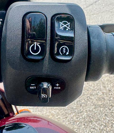 2025 Indian Motorcycle Sport Chief in Manchester, New Hampshire - Photo 17