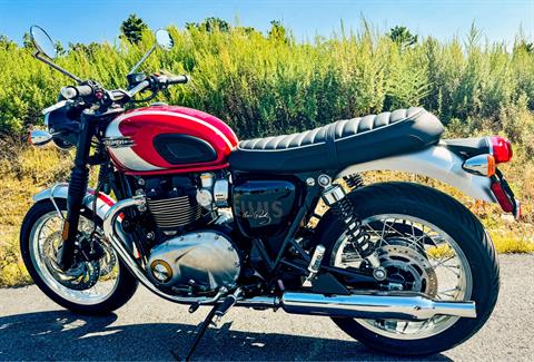 2025 Triumph Bonneville T120 Elvis Presley Limited Edition in Manchester, New Hampshire - Photo 11