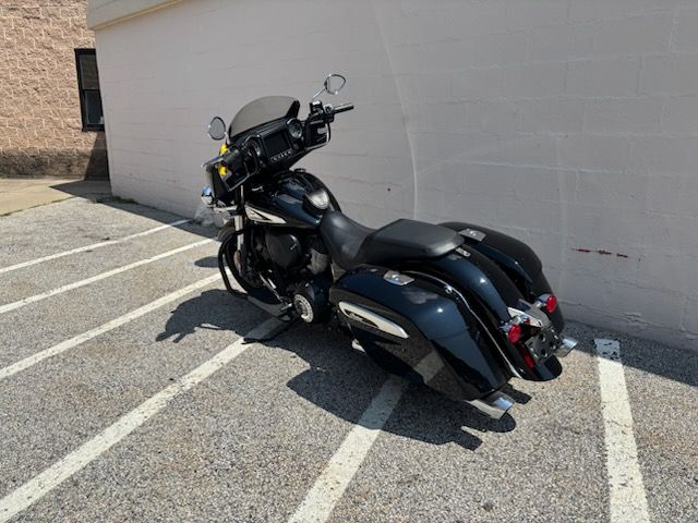 2022 Indian Motorcycle Chieftain® in Manchester, New Hampshire - Photo 6