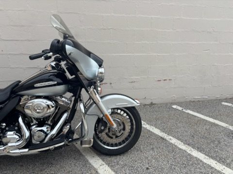 2013 Harley-Davidson Electra Glide® Ultra Limited in Manchester, New Hampshire - Photo 9