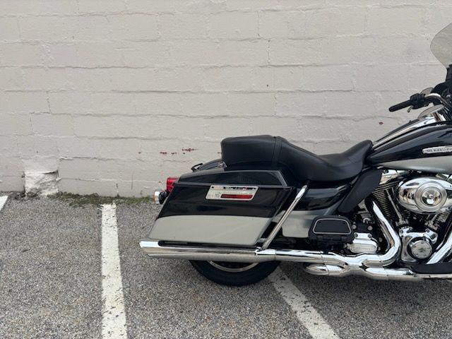 2013 Harley-Davidson Electra Glide® Ultra Limited in Manchester, New Hampshire - Photo 11