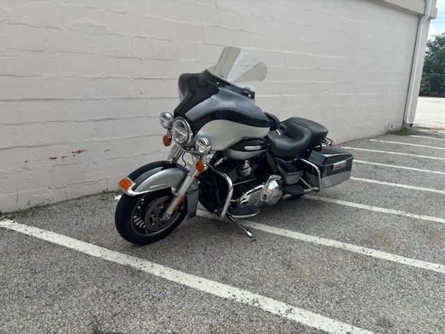 2013 Harley-Davidson Electra Glide® Ultra Limited in Manchester, New Hampshire - Photo 5