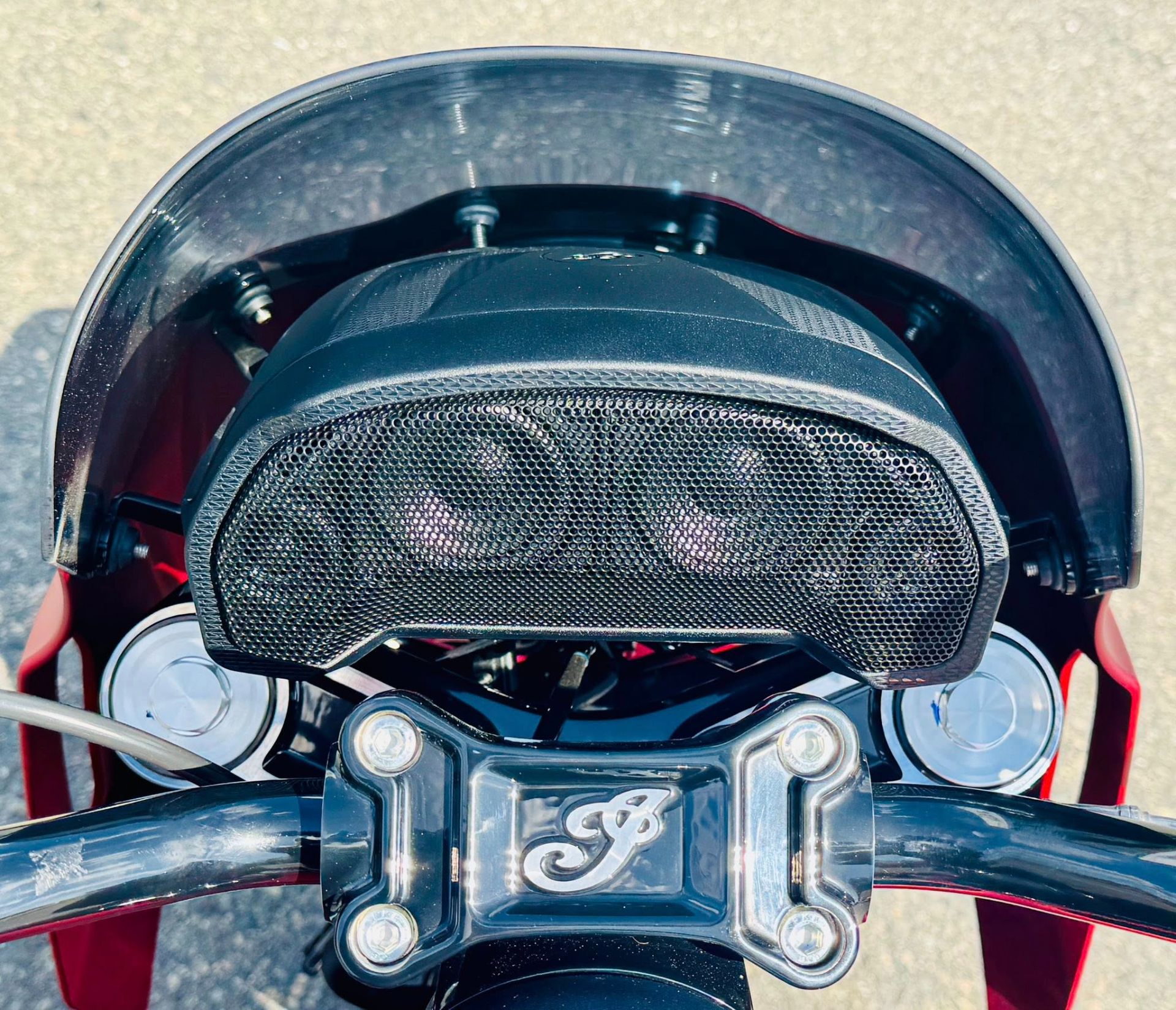 2025 Indian Motorcycle Sport Chief RT in Manchester, New Hampshire - Photo 4