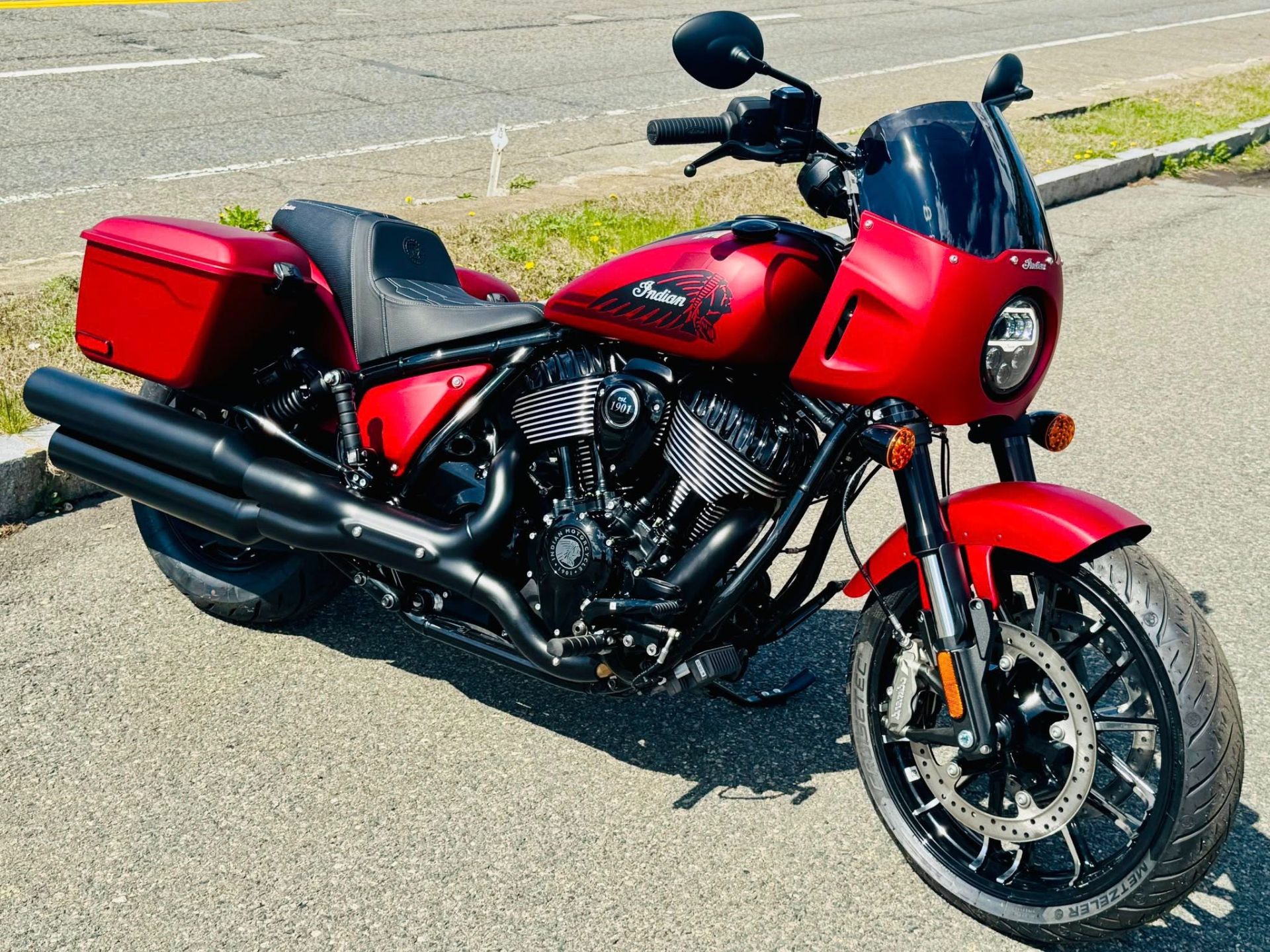 2025 Indian Motorcycle Sport Chief RT in Manchester, New Hampshire - Photo 3