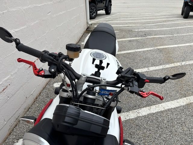 2013 Triumph Street Triple R ABS in Manchester, New Hampshire - Photo 11