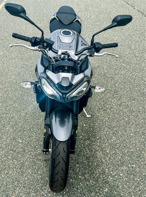 2024 Triumph Street Triple 765 R in Manchester, New Hampshire - Photo 11
