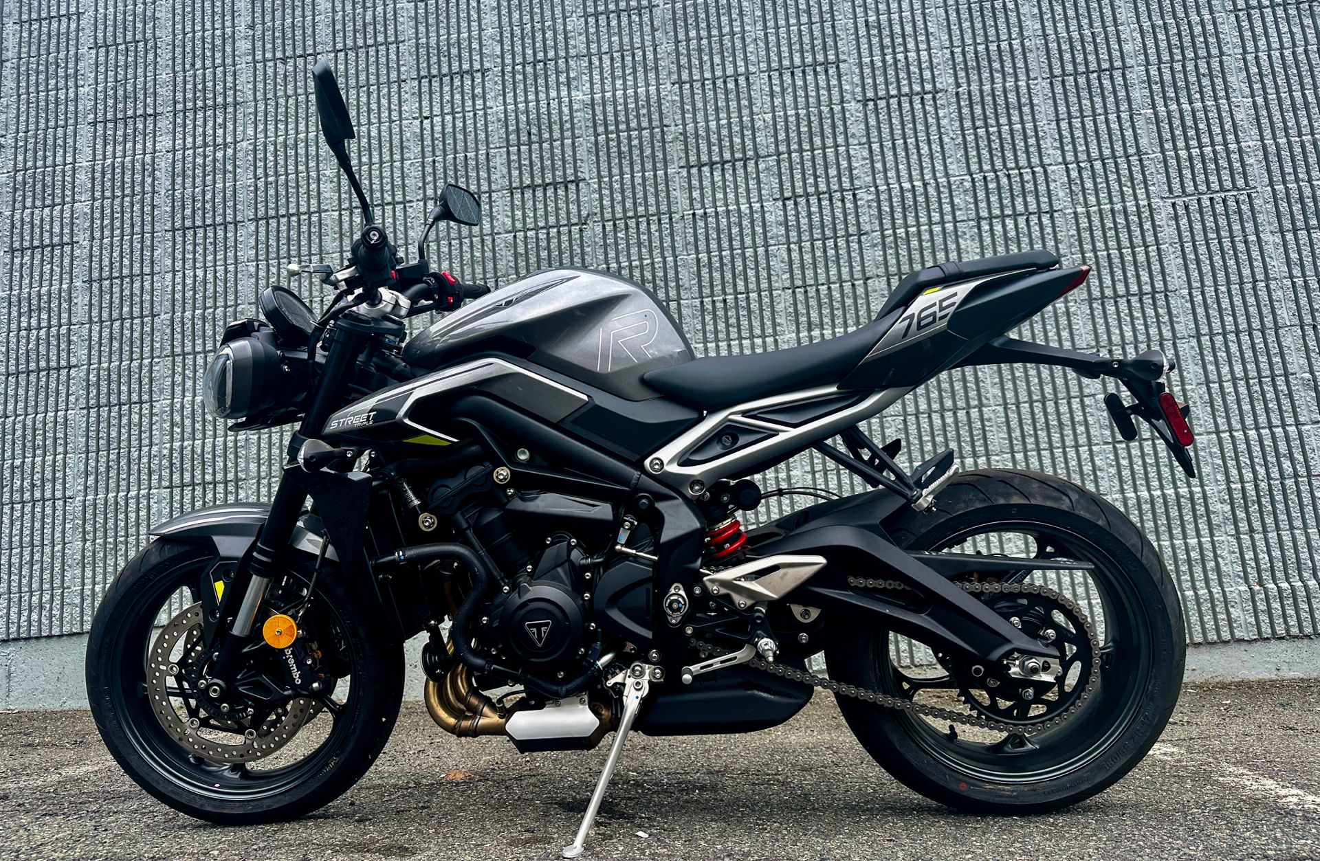 2024 Triumph Street Triple 765 R in Manchester, New Hampshire - Photo 12