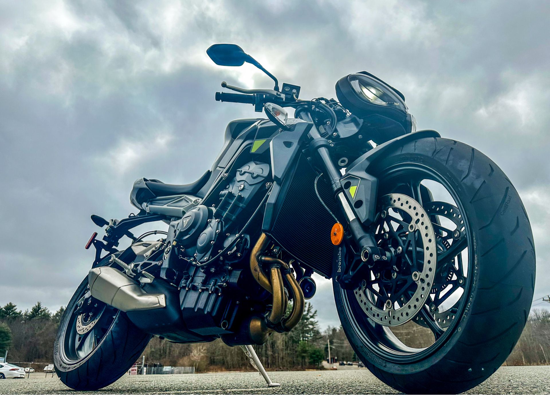 2024 Triumph Street Triple 765 R in Manchester, New Hampshire - Photo 16