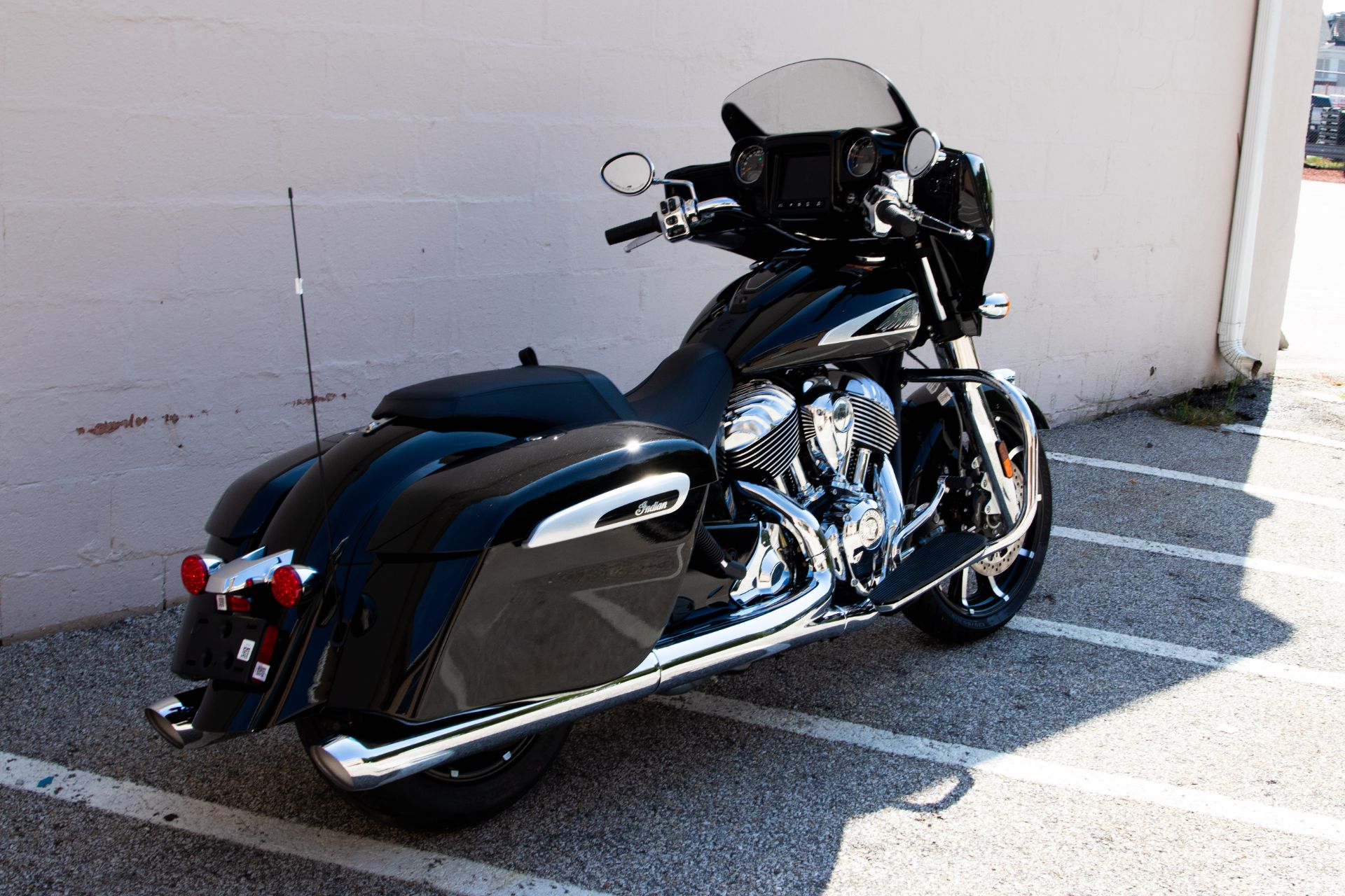 2024 Indian Motorcycle Chieftain® Limited in Manchester, New Hampshire - Photo 4