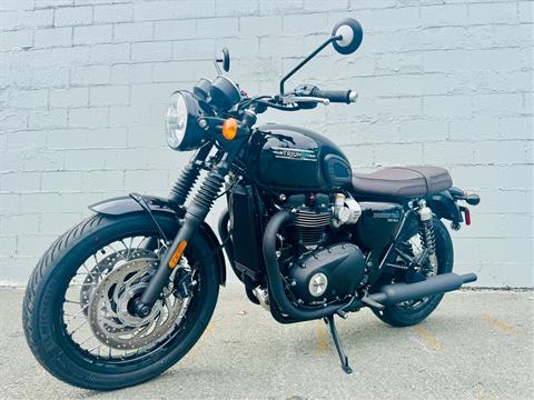 2025 Triumph Bonneville T120 Black in Manchester, New Hampshire - Photo 18