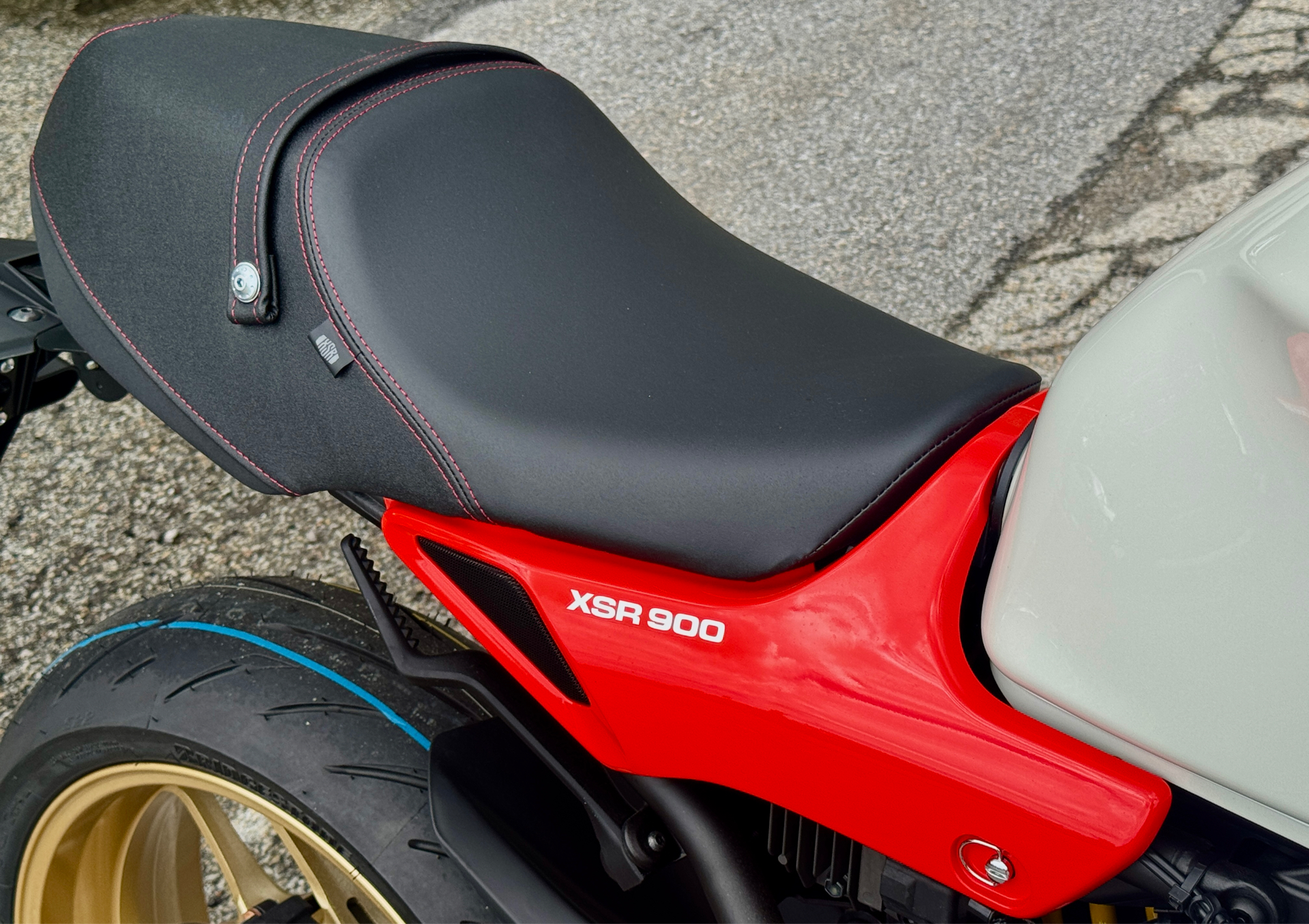 2024 Yamaha XSR900 in Manchester, New Hampshire - Photo 6