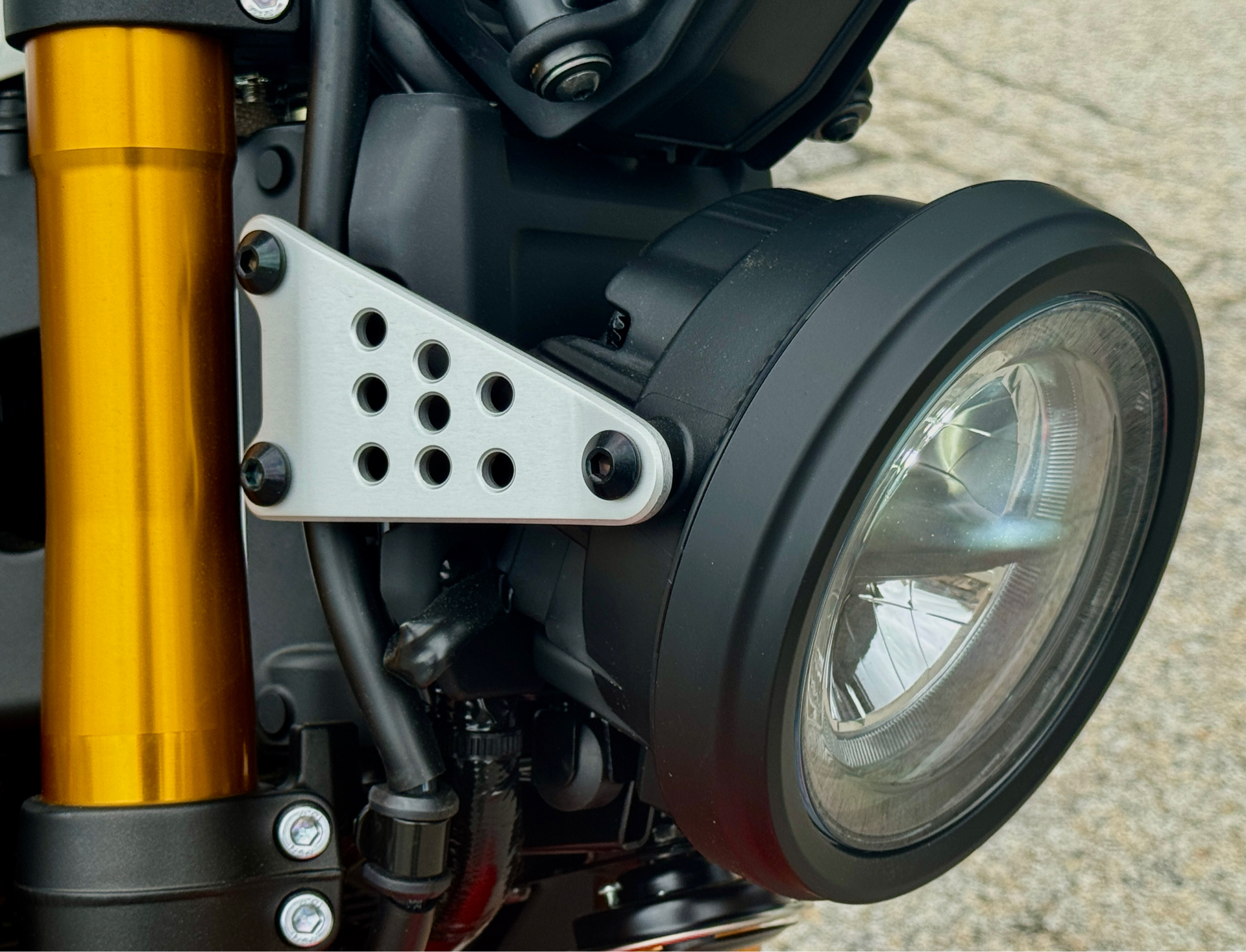 2024 Yamaha XSR900 in Manchester, New Hampshire - Photo 8