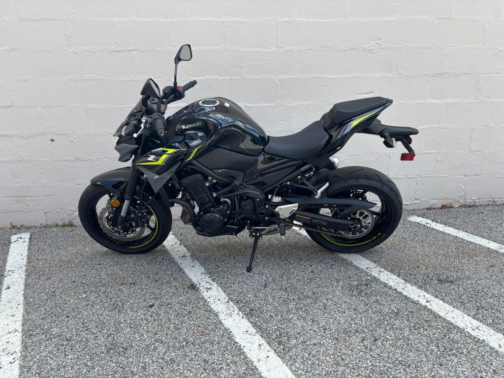 2024 Kawasaki Z900 ABS in Manchester, New Hampshire - Photo 4