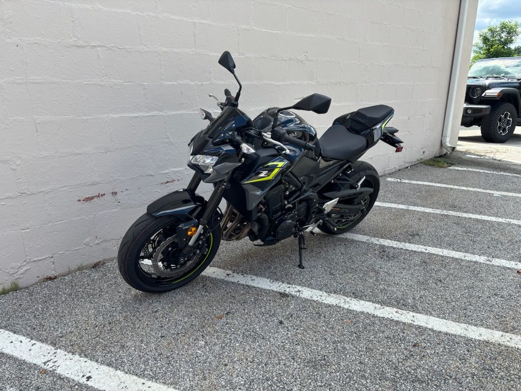 2024 Kawasaki Z900 ABS in Manchester, New Hampshire - Photo 5