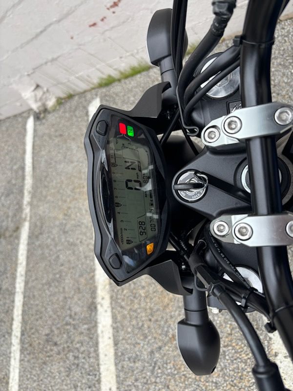 2023 Suzuki SV650 ABS in Manchester, New Hampshire - Photo 12