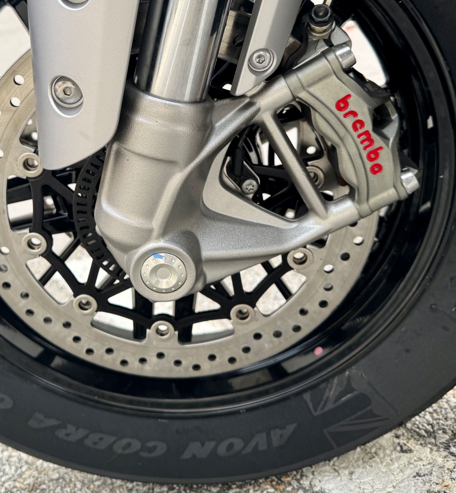 2024 Triumph Rocket 3 R in Manchester, New Hampshire - Photo 6