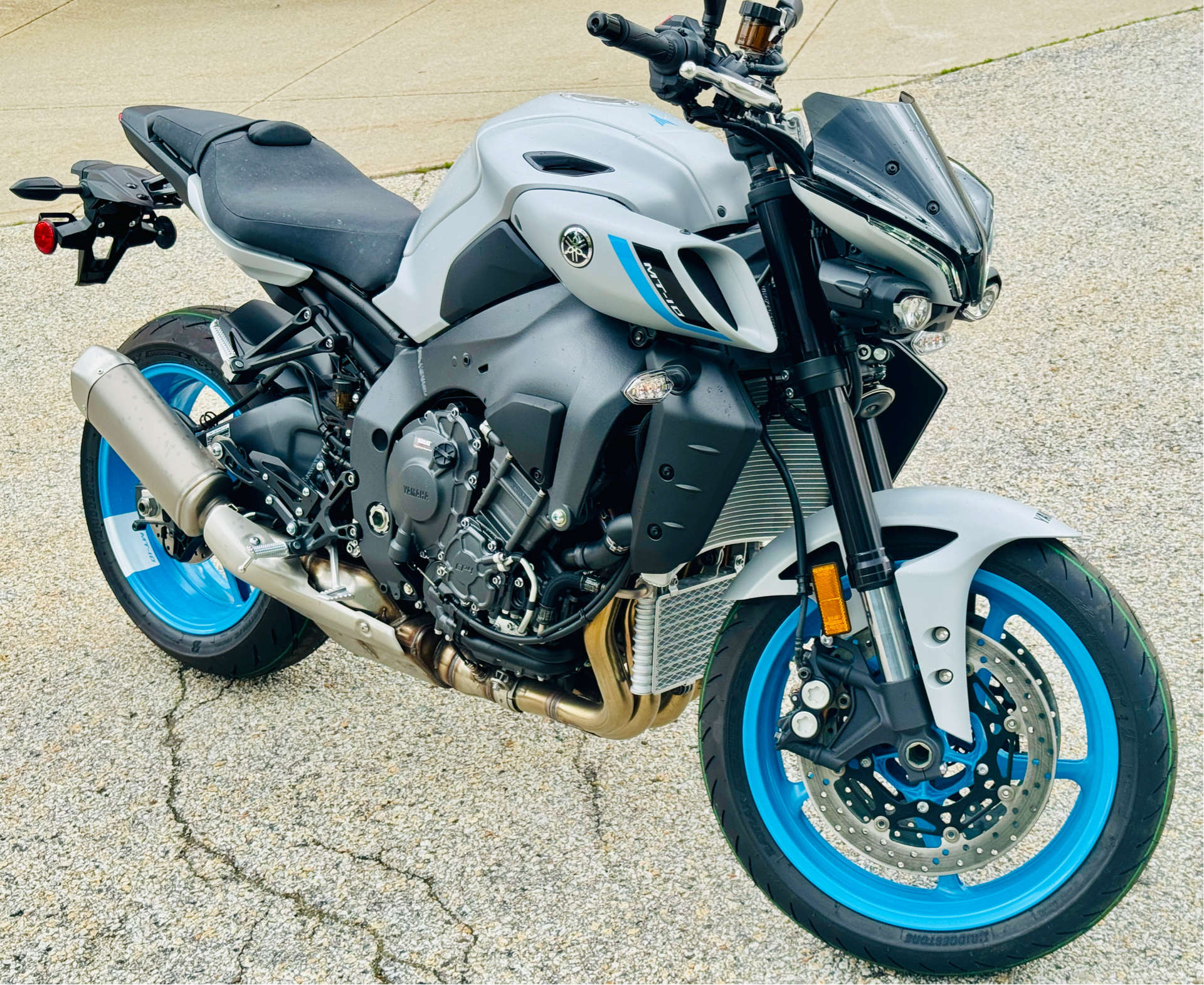 2025 Yamaha MT-10 in Manchester, New Hampshire - Photo 22