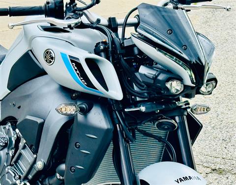 2025 Yamaha MT-10 in Manchester, New Hampshire - Photo 16