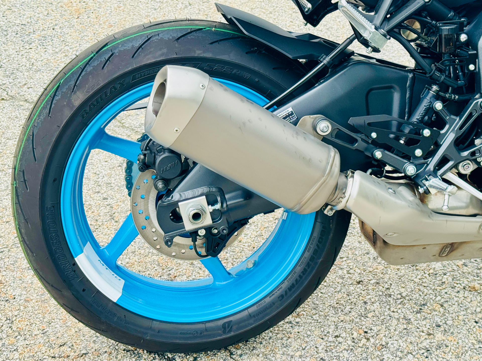 2025 Yamaha MT-10 in Manchester, New Hampshire - Photo 18