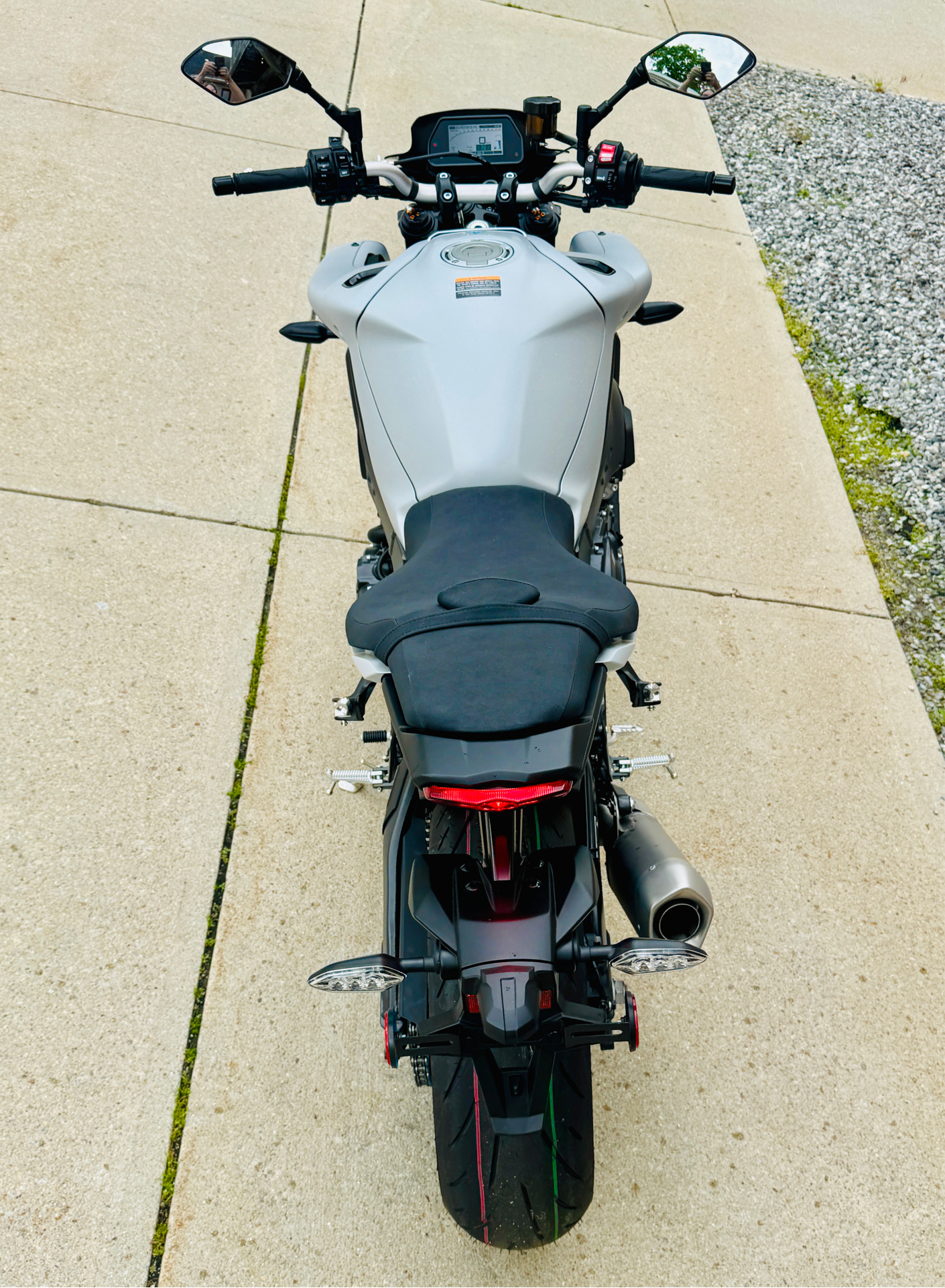 2025 Yamaha MT-10 in Manchester, New Hampshire - Photo 15
