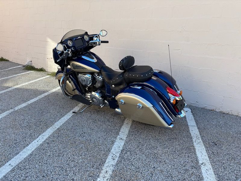 2019 Indian Motorcycle Chieftain® Classic ABS in Manchester, New Hampshire - Photo 6