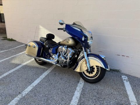 2019 Indian Motorcycle Chieftain® Classic ABS in Manchester, New Hampshire - Photo 2