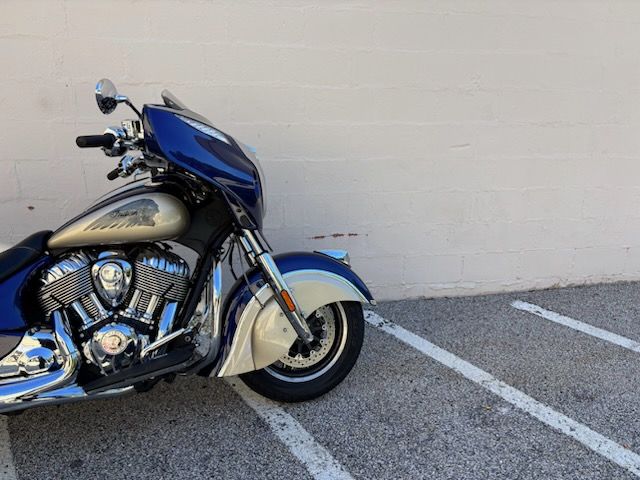 2019 Indian Motorcycle Chieftain® Classic ABS in Manchester, New Hampshire - Photo 9