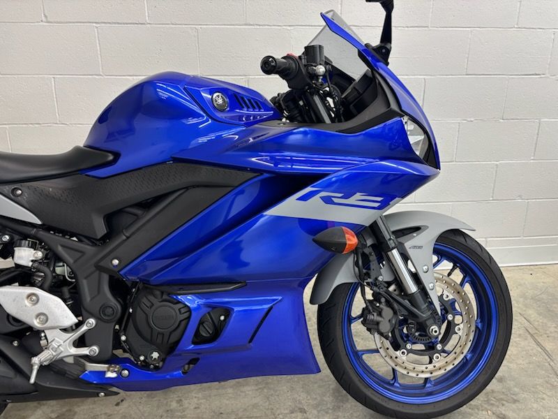 2020 Yamaha YZF-R3 ABS in Manchester, New Hampshire - Photo 9