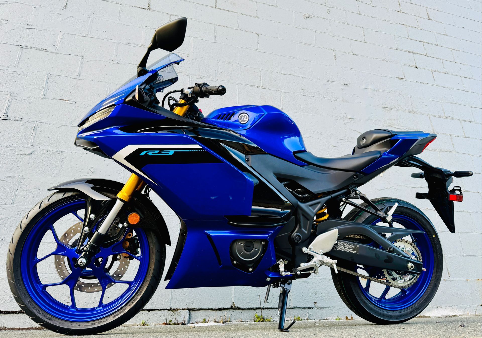 2025 Yamaha YZF-R3 in Manchester, New Hampshire - Photo 1