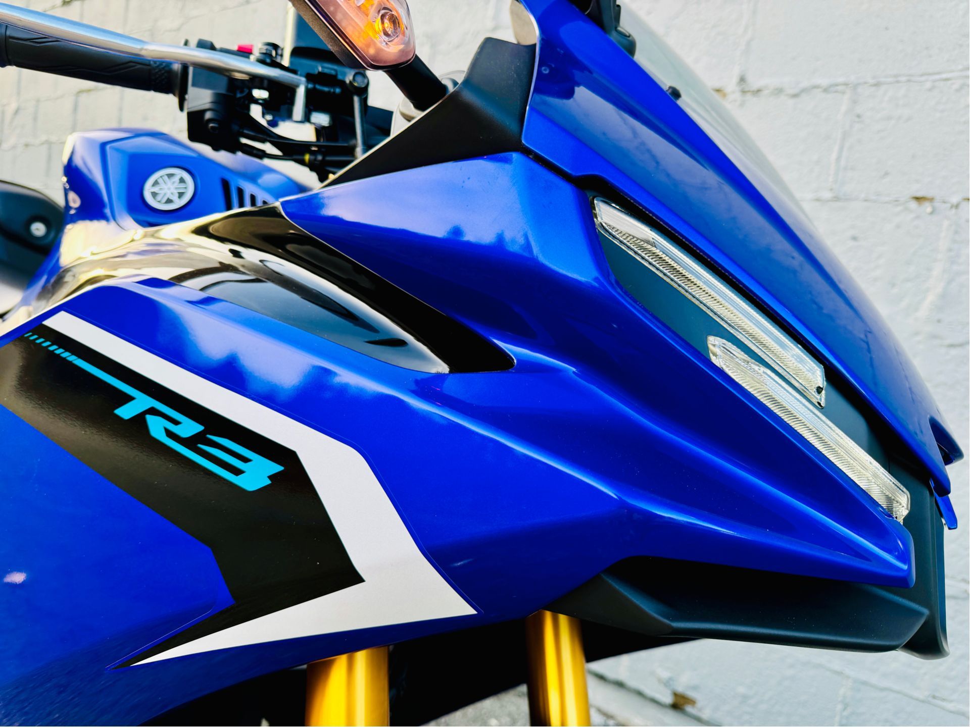 2025 Yamaha YZF-R3 in Manchester, New Hampshire - Photo 10