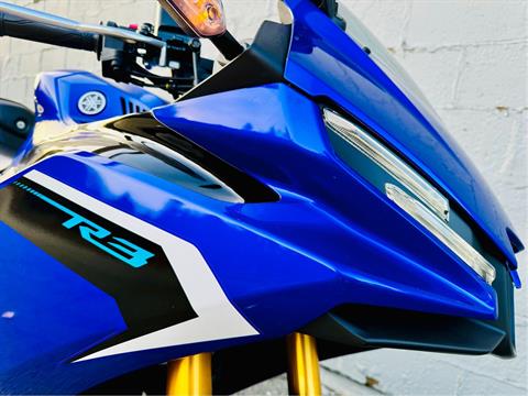 2025 Yamaha YZF-R3 in Manchester, New Hampshire - Photo 10