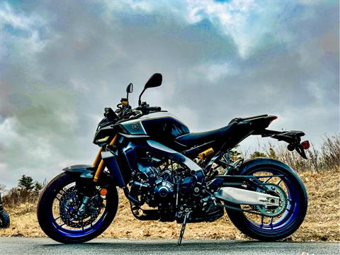 2025 Yamaha MT-09 SP in Manchester, New Hampshire - Photo 9