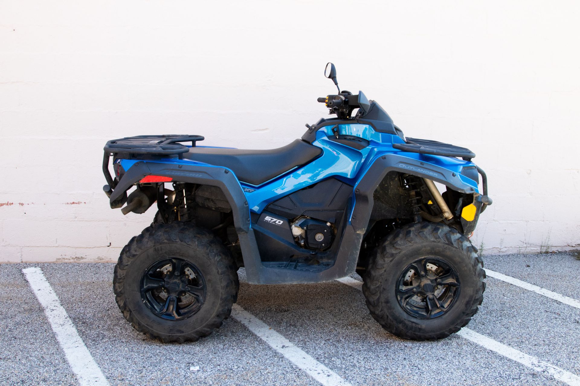 2022 Can-Am Outlander XT 570 in Manchester, New Hampshire - Photo 1