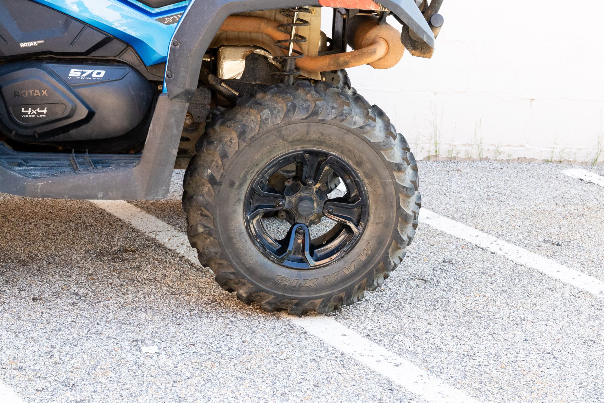 2022 Can-Am Outlander XT 570 in Manchester, New Hampshire - Photo 10