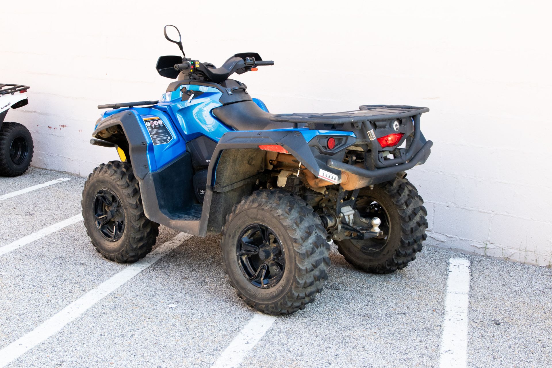 2022 Can-Am Outlander XT 570 in Manchester, New Hampshire - Photo 11