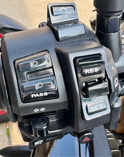 2025 Yamaha MT-10 SP in Manchester, New Hampshire - Photo 5