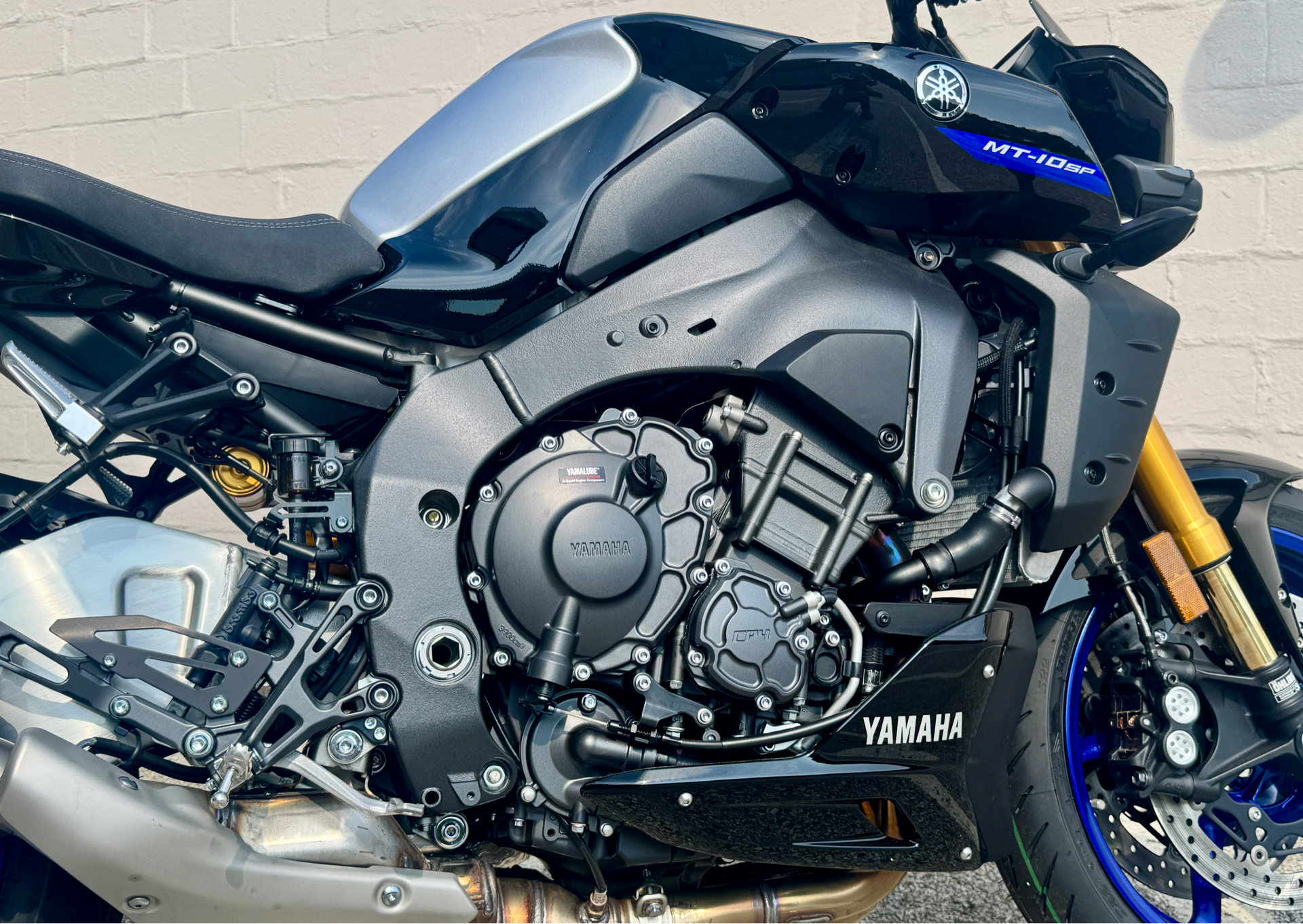 2025 Yamaha MT-10 SP in Manchester, New Hampshire - Photo 16