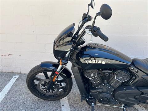 2022 Indian Motorcycle Scout® Rogue Sixty in Manchester, New Hampshire - Photo 10