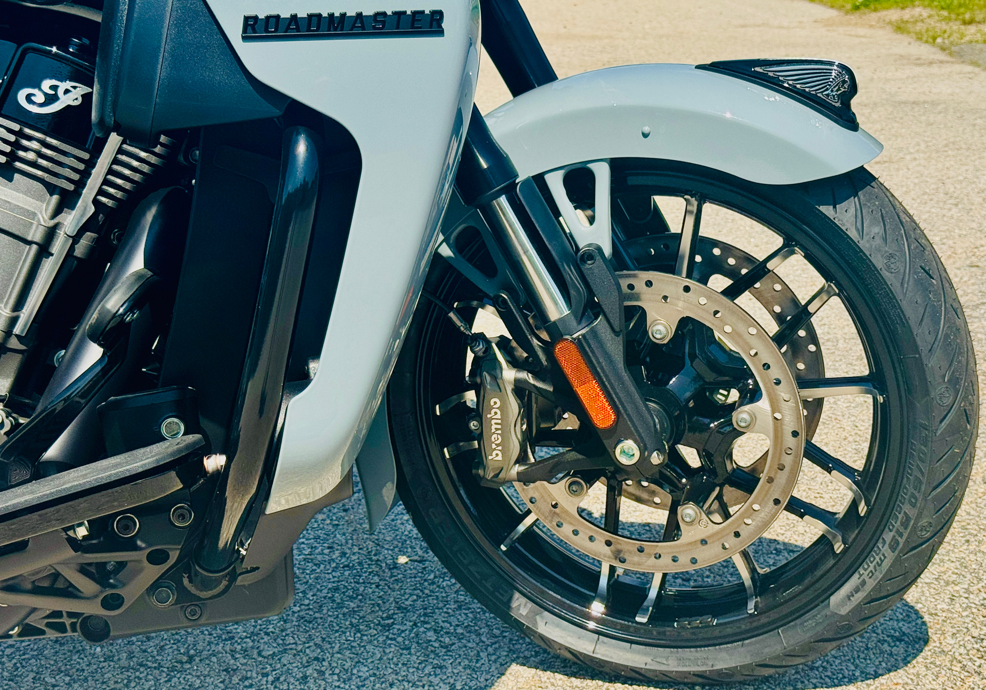 2025 Indian Motorcycle Roadmaster® PowerPlus Dark Horse® with PowerBand Audio Package in Manchester, New Hampshire - Photo 10