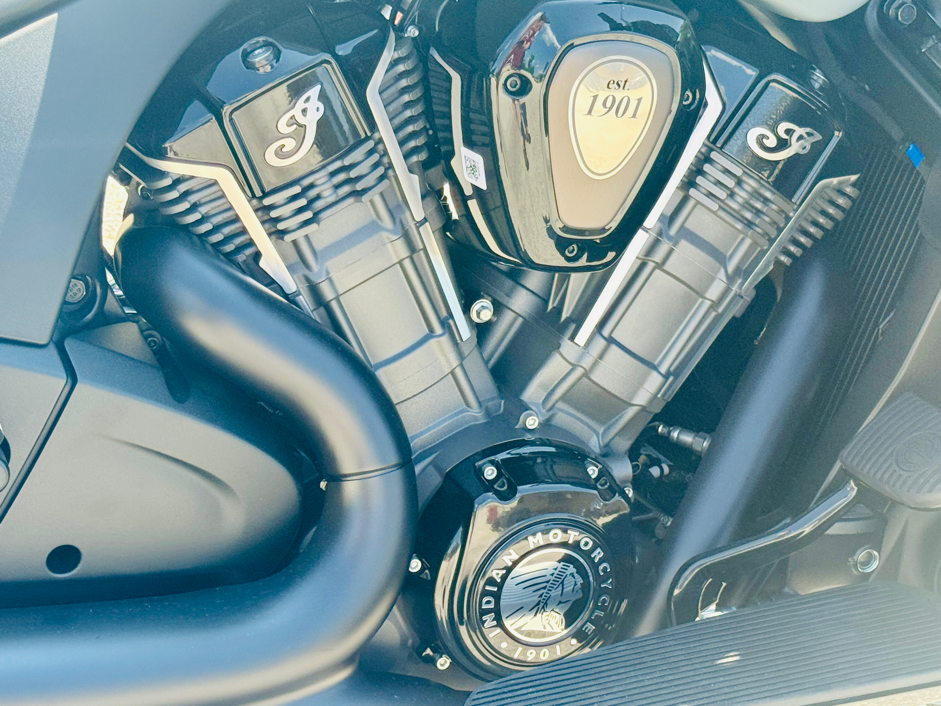 2025 Indian Motorcycle Roadmaster® PowerPlus Dark Horse® with PowerBand Audio Package in Manchester, New Hampshire - Photo 35
