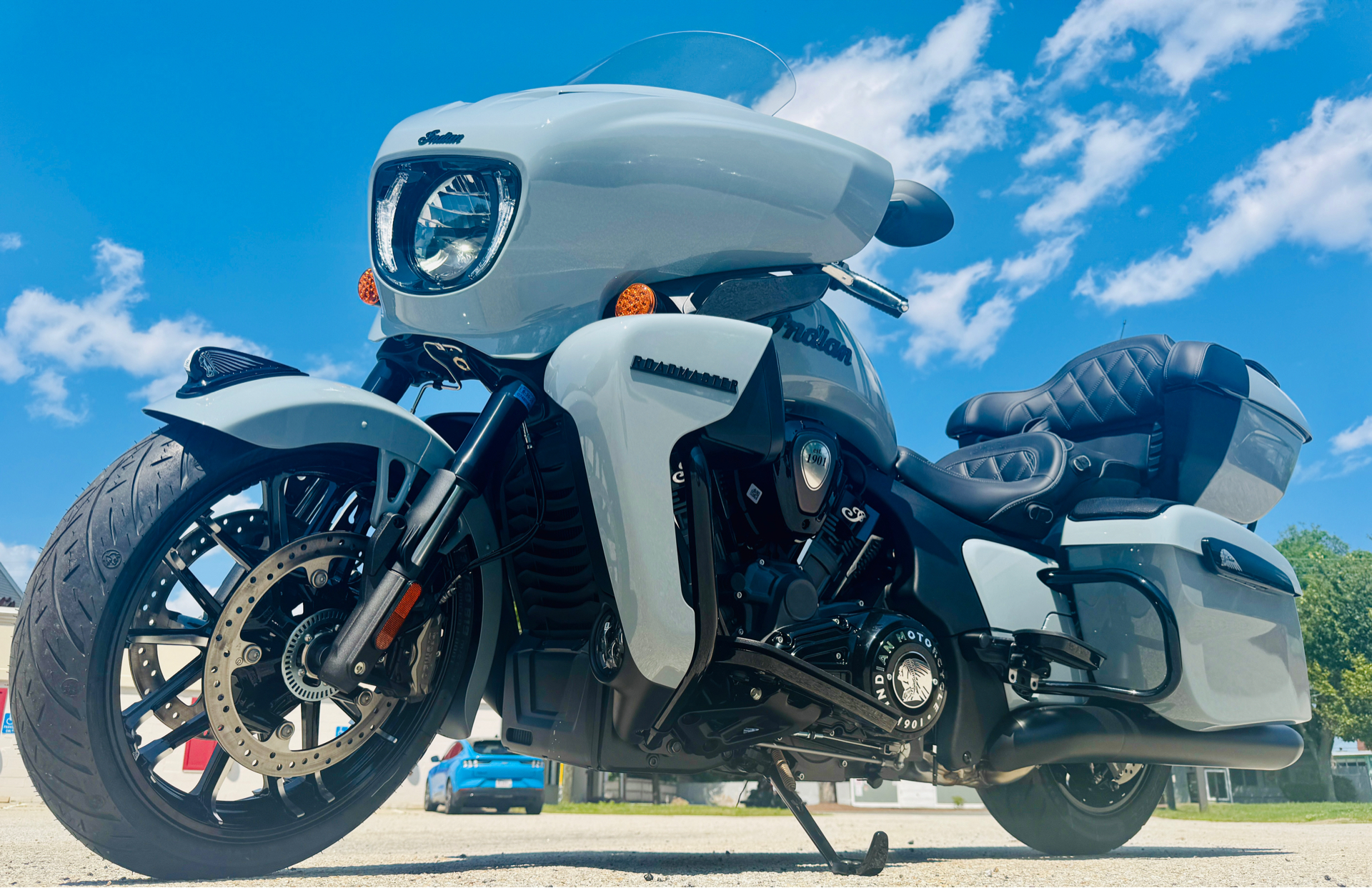 2025 Indian Motorcycle Roadmaster® PowerPlus Dark Horse® with PowerBand Audio Package in Manchester, New Hampshire - Photo 34