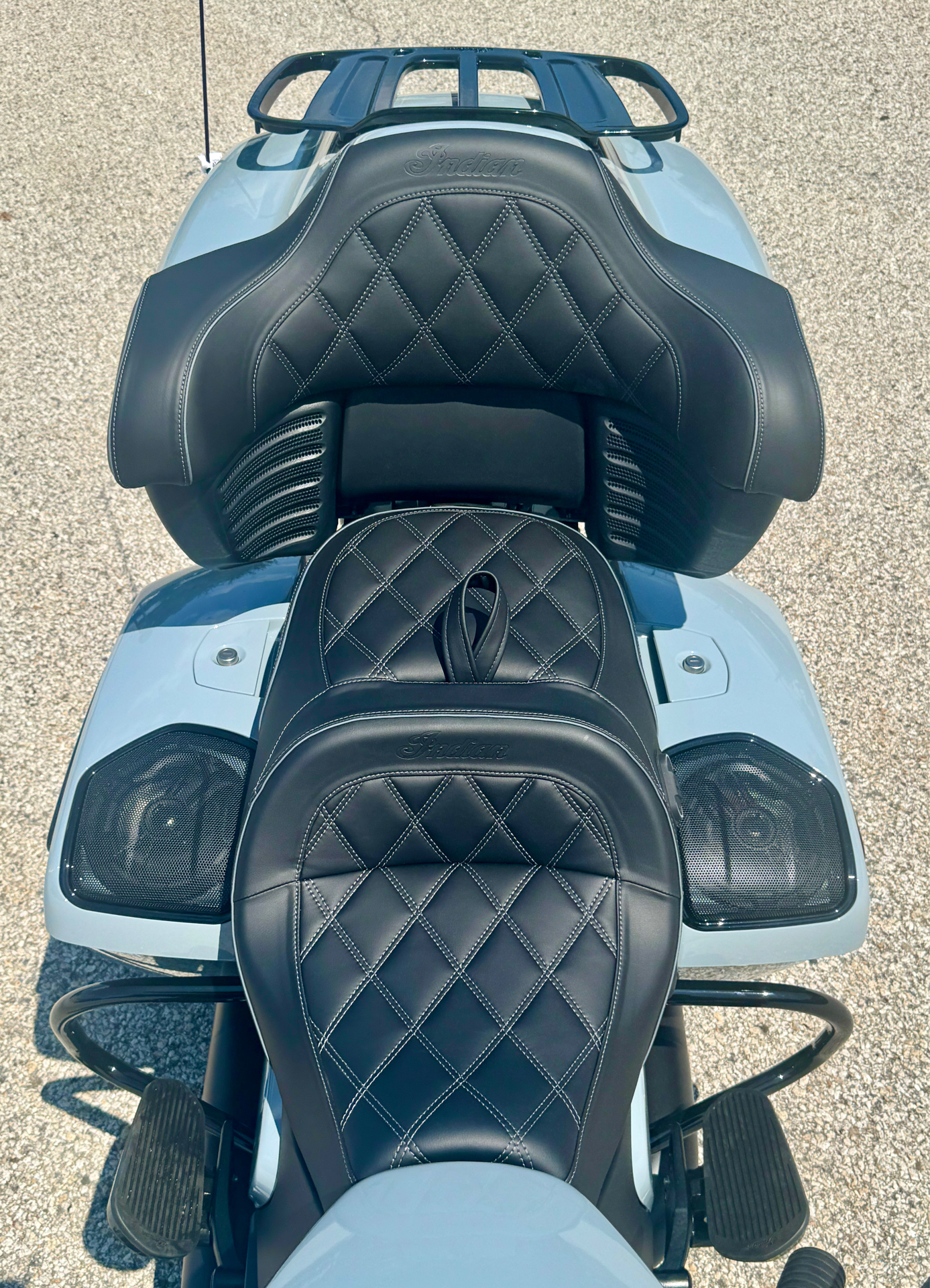 2025 Indian Motorcycle Roadmaster® PowerPlus Dark Horse® with PowerBand Audio Package in Manchester, New Hampshire - Photo 6