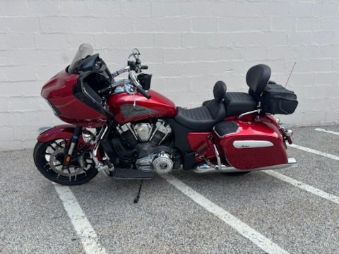 2024 Indian Motorcycle Challenger® Limited with PowerBand Audio Package in Manchester, New Hampshire - Photo 4