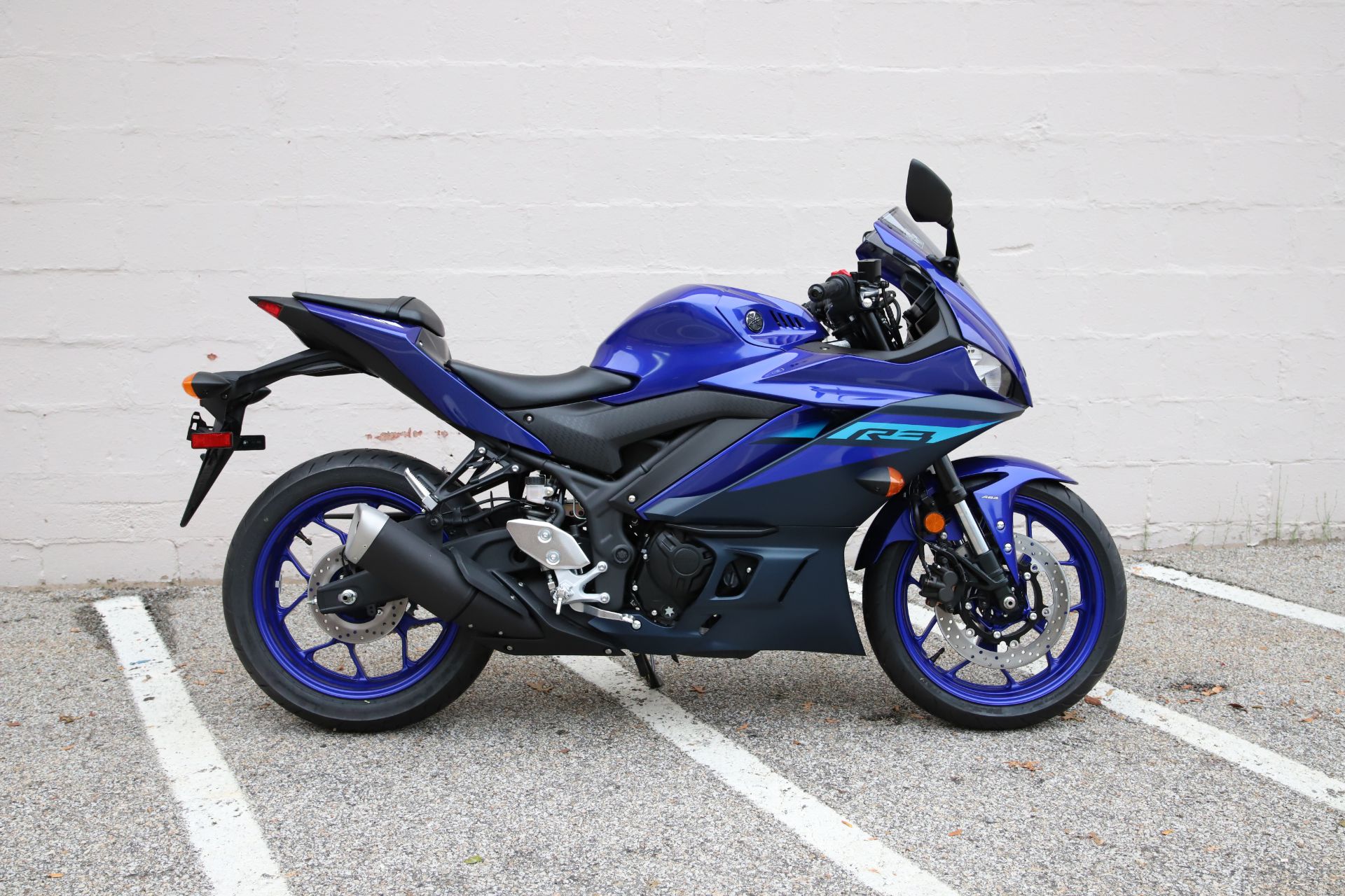 2024 Yamaha YZF-R3 in Manchester, New Hampshire - Photo 1