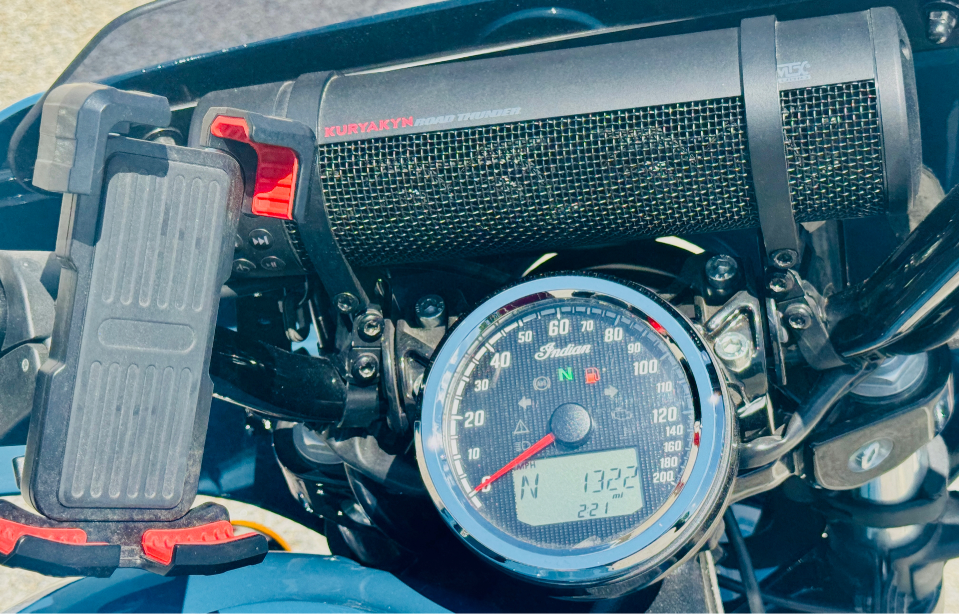 2022 Indian Motorcycle Scout® Sixty ABS in Manchester, New Hampshire - Photo 6