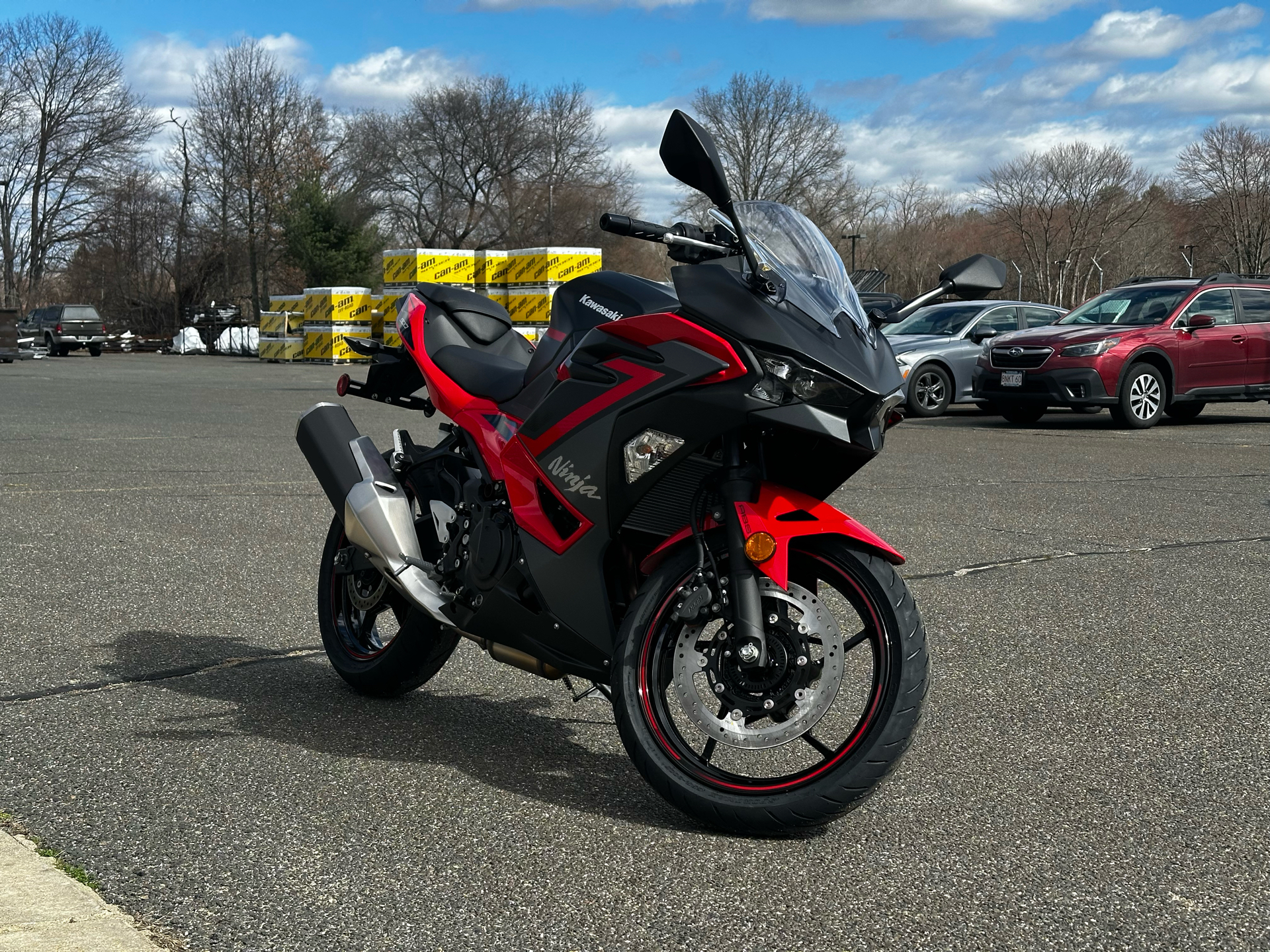 2025 Kawasaki Ninja 500 ABS in Enfield, Connecticut - Photo 4