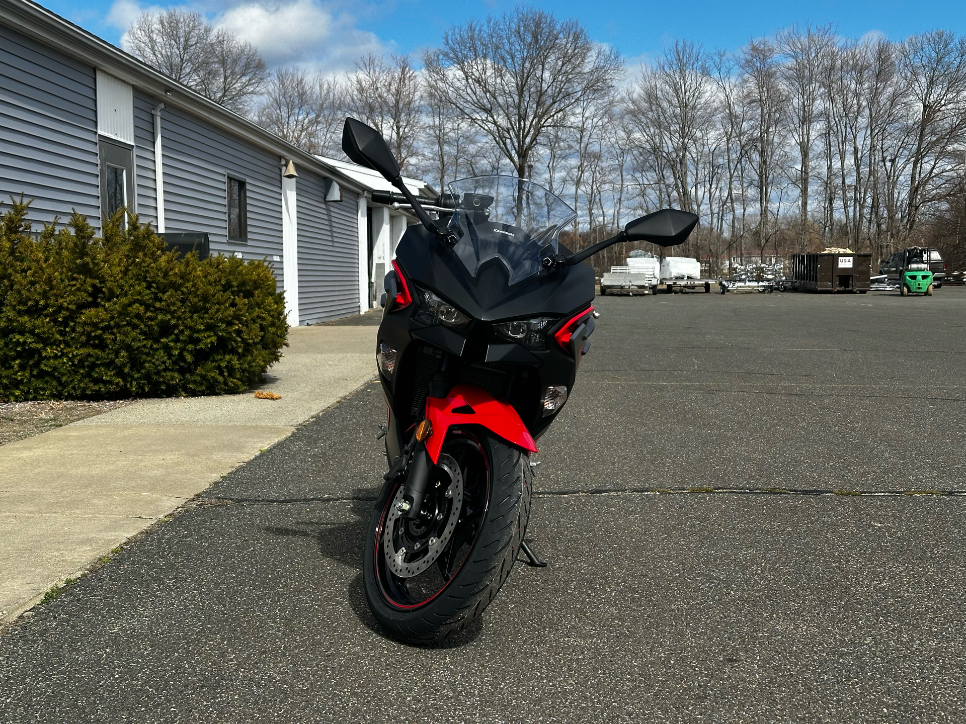 2025 Kawasaki Ninja 500 ABS in Enfield, Connecticut - Photo 5
