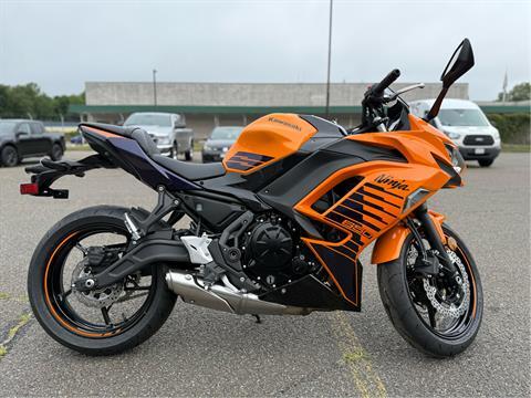 2025 Kawasaki Ninja 650 ABS in Enfield, Connecticut - Photo 6