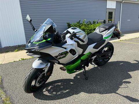 2024 Kawasaki Ninja 7 Hybrid ABS in Enfield, Connecticut